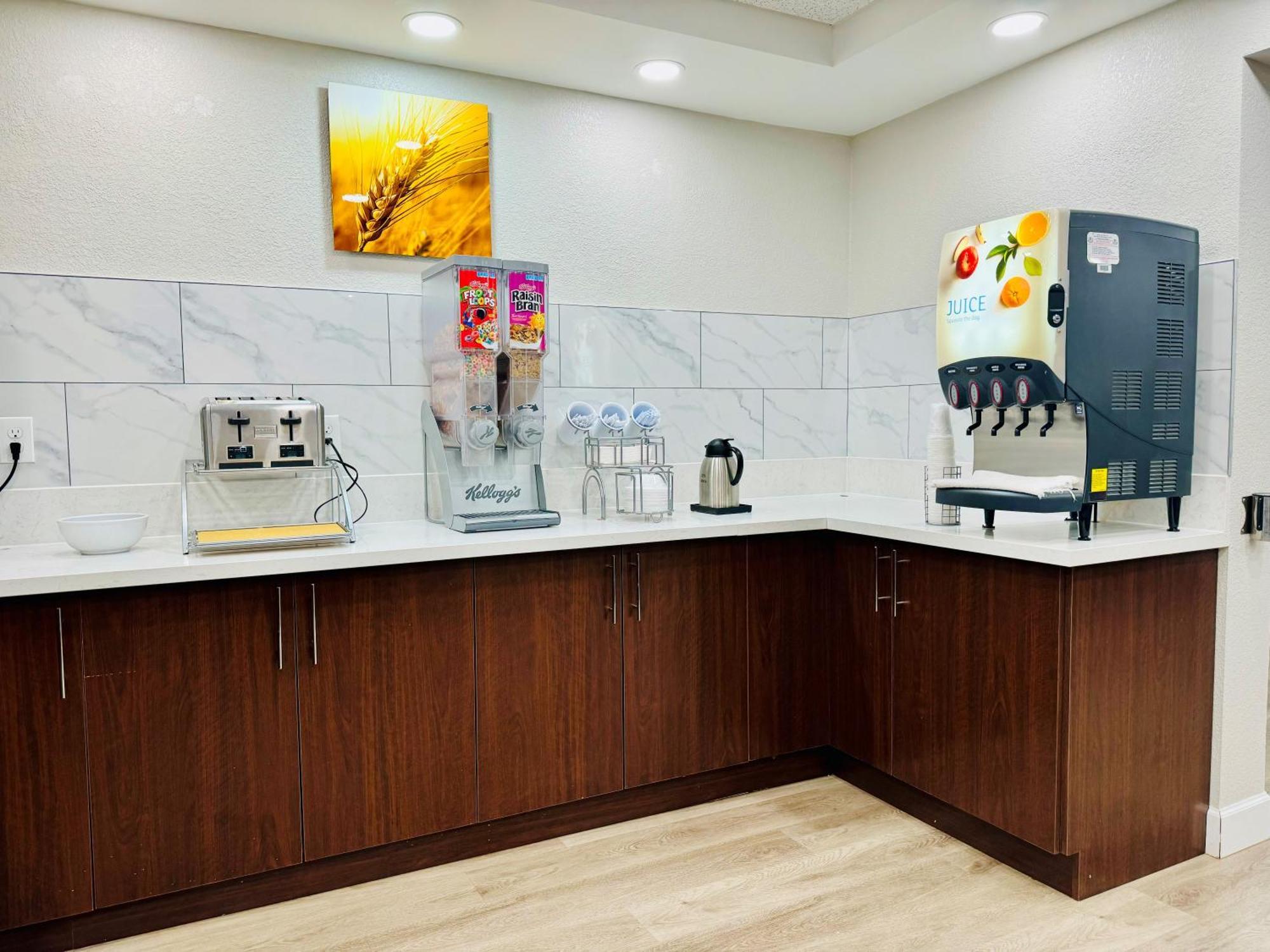 Comfort Inn & Suites Houston I-10 West Energy Corridor Eksteriør bilde