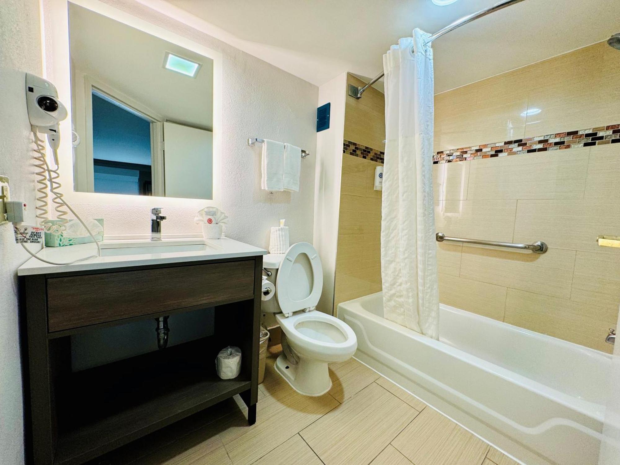 Comfort Inn & Suites Houston I-10 West Energy Corridor Eksteriør bilde