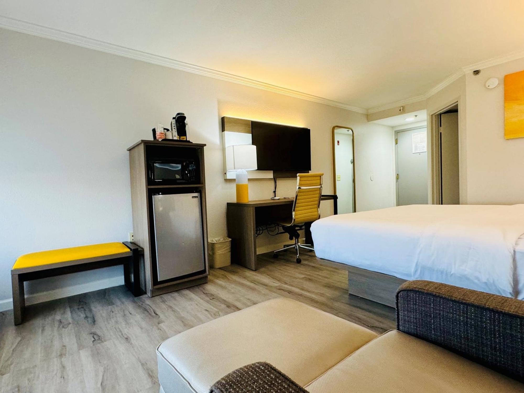 Comfort Inn & Suites Houston I-10 West Energy Corridor Eksteriør bilde